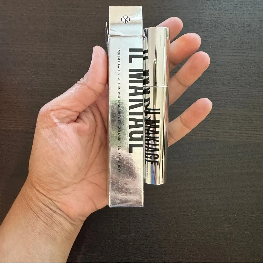 Shade 3.5 New In Box Il Makiage Flawless Multi Use Perfecting Concealer sz 7mL - Picture 2 of 5